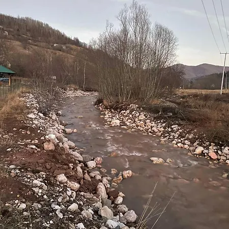 Vikendica Ruzica Casa de Férias *